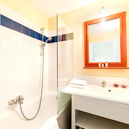 Appartement Coastal 2-room For 5 Guests In Chateau-d Olonne *